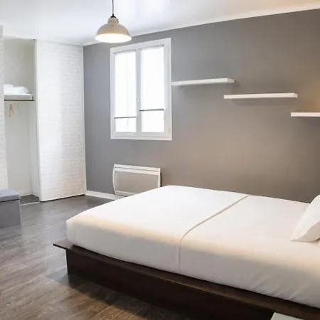 Apartament House, Historic Center Brantôme